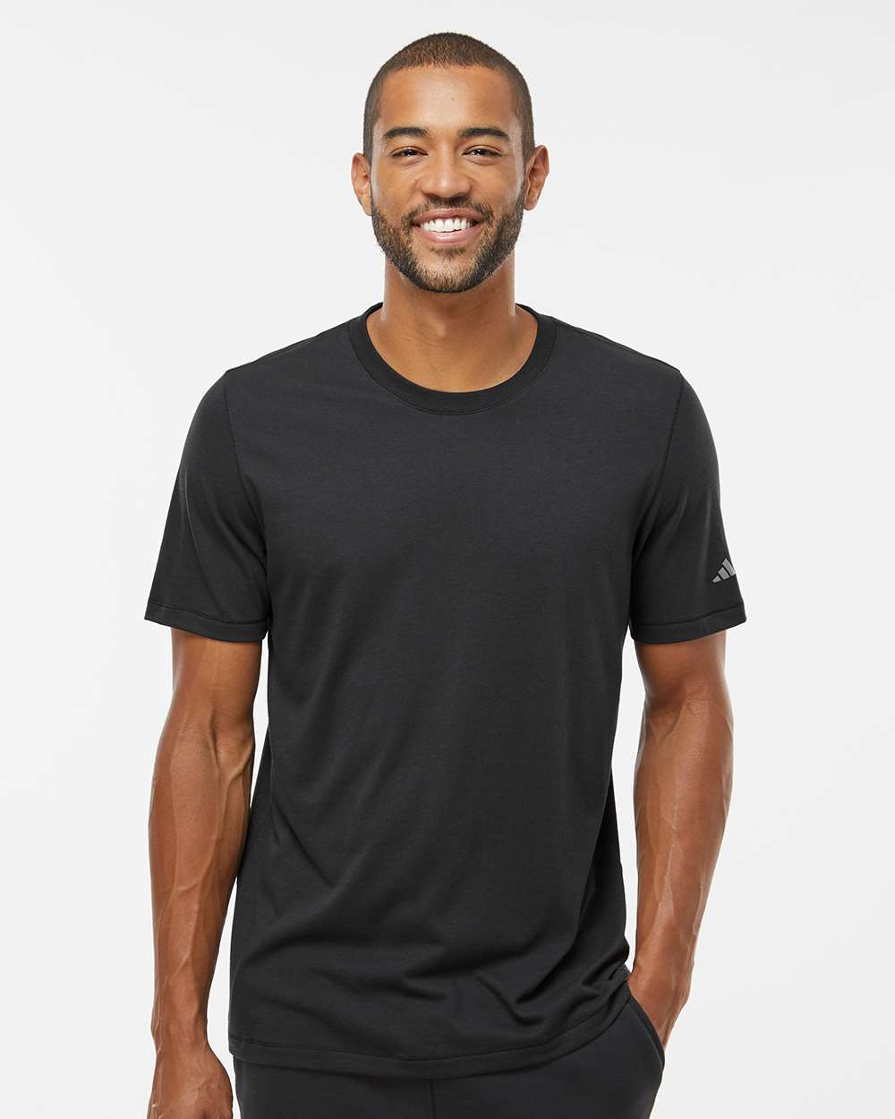 adidas Men's Blended T-Shirt in Black, style A556
