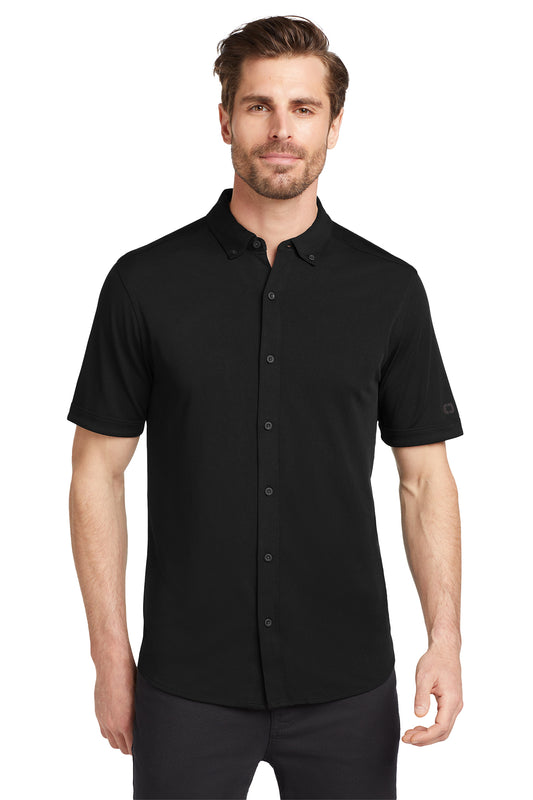 OGIO Gravitate Full-Button Polo in Blacktop, style OG141