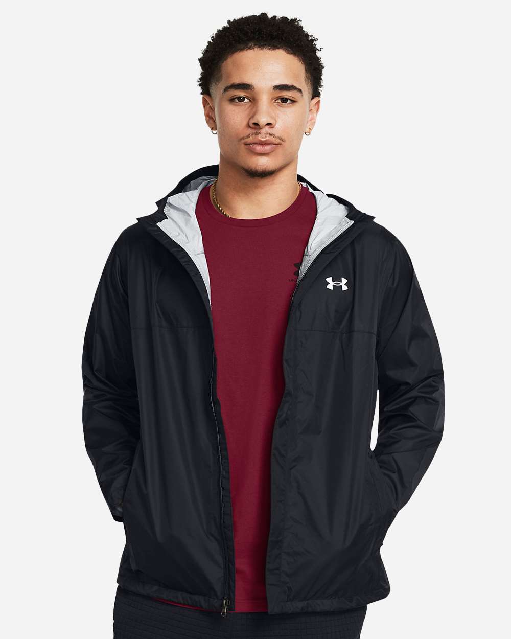 Under Armour Men's Stormproof Cloudstrike 2.0 Jacket in Black/ White, style 1374644