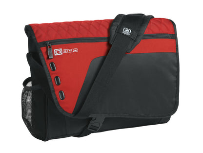OGIO Vault Messenger 417012 - Red