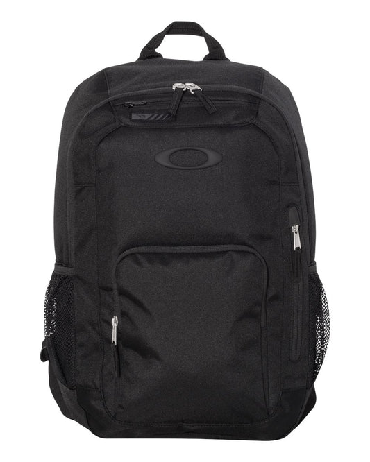 Oakley 22L Enduro Backpack in Blackout, style 921055ODM