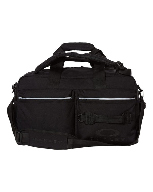 Oakley 50L Utility Duffel Bag in Blackout, style FOS900548